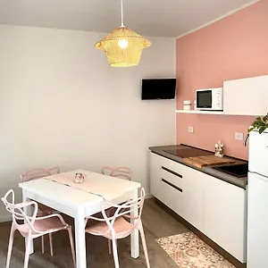  Apartment Rosa Italien
